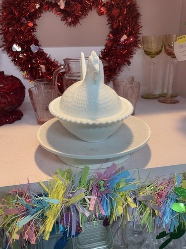 Indiana Glass White Milk Glass Hen on Nest Vintage Chicken Candy Dish Stippled - Picture 3 of 7