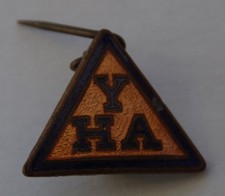 YHA Youth Hostel Association Pin Badge