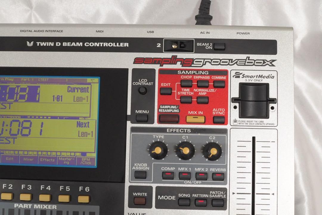 Roland MC-909 Groovebox サンプラー ケース付き Roland MC909 Music Sampler Groovebox for sale online | eBay