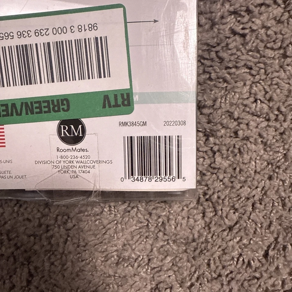 RoomMates Galaxy Unicorn Peel And Stick Giant Wall Decal With Glitter RMK3845GM - Imagem 4 de 4