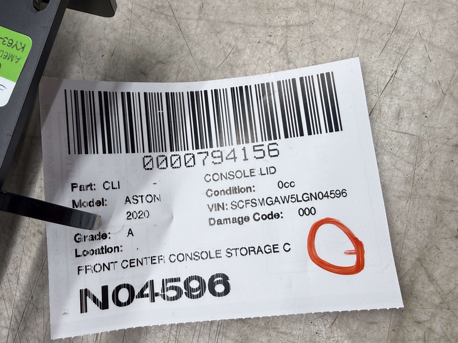 Aston Martin Vantage 2019-2023 Front Center console lid