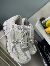 Size 6.5 - Nike Air Zoom Vomero 5 Photon Dust Metallic Silver W