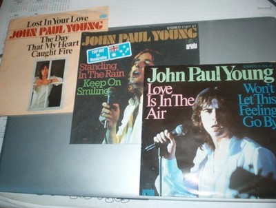 3 Singles von : John Paul Young / Love is in the Air - Standing in the Rain