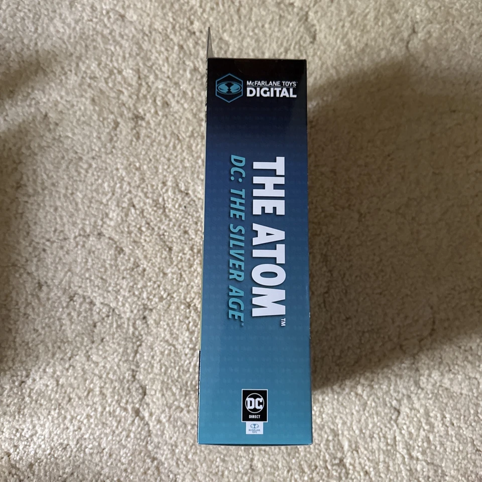 DC Direct Digital The Atom Ray Palmer Silver Age 7" Figure Mcfarlane Multiverse - Image 3 of 4