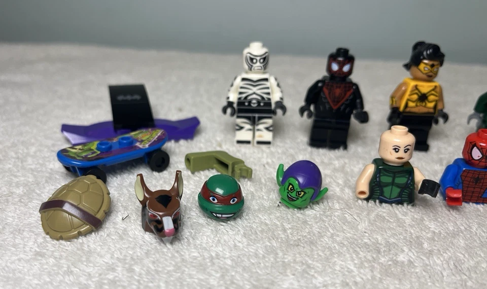 LEGO DC Marvel Minifiguras y Piezas Lote Zebra-Man Tarántula Miles Morales Nebulosa Foto 2 de 4