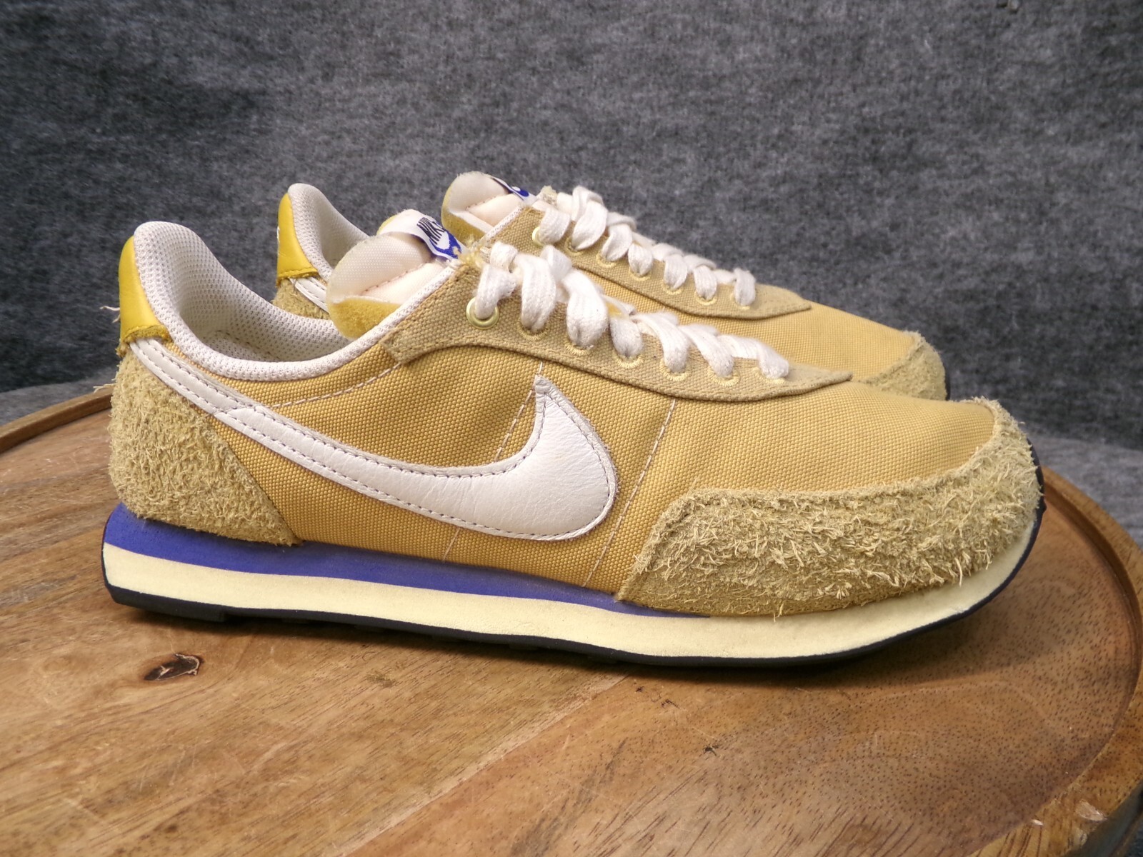 Nike Women's Waffle Trainer Warm Core Suede Retro Shoes Size