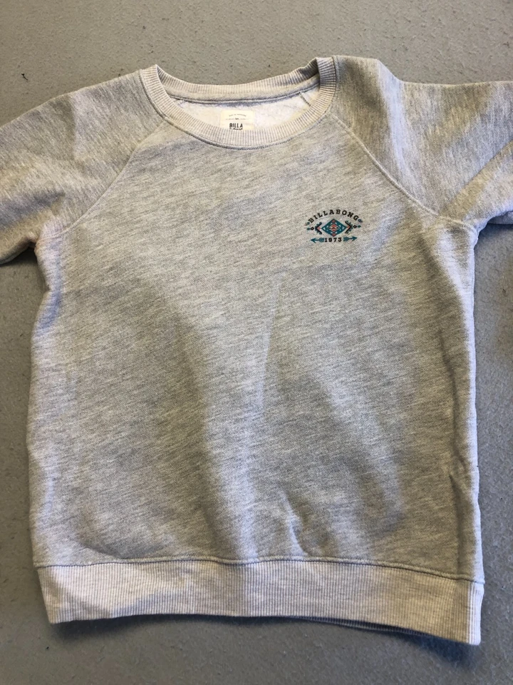 Sudadera Billabong Mujer Gris Medio Polar Informal Pullover Foto 3 de 4