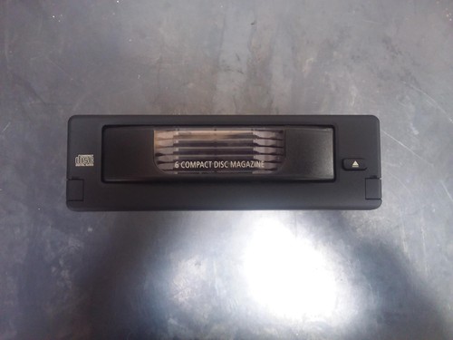 BMW 5 SERIES STEREO/HEAD UNIT 6 DISC CD STACKER (IN GLOVE BOX), E60/E61, 10/03-0