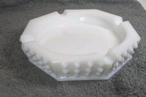 Vintage Fenton Hobnail Milk Glass Octagonal Ashtray (Trinket Dish) 5.25”