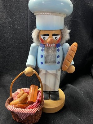 Original Steinbach Volkskunst Germany BREAD BAKER with BREADBASKET