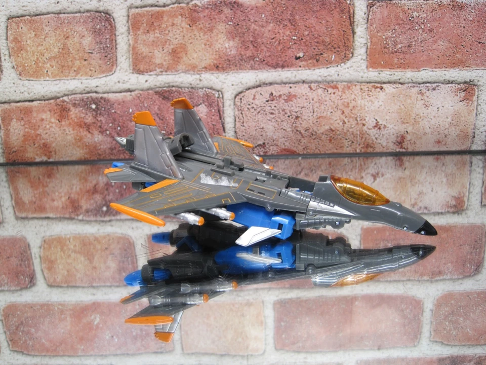Transformers Cybertron Deluxe Class: THUNDERCRACKER 2005 Incomplete - Image 2 of 4