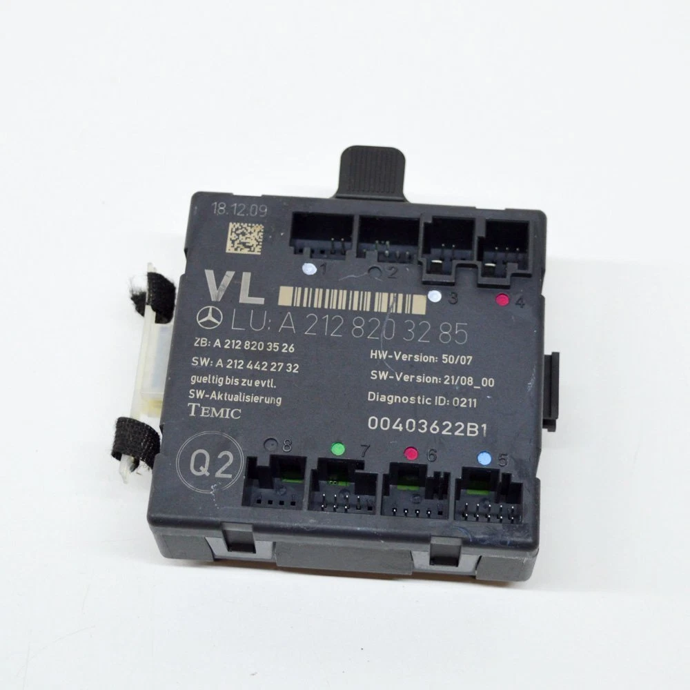 MERCEDES-BENZ C W204 Front Left Side Door ECU Control Unit  