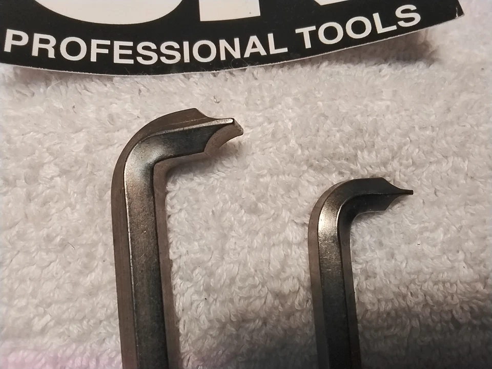 S-K 2pc OFFSET SCREWDRIVER SET USA 🇺🇸 - Image 4 of 4