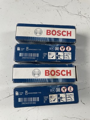 Bosch Super Plus Spark Plugs FR7DC+ Renault Alfa Romeo Ford 0242235666 x4