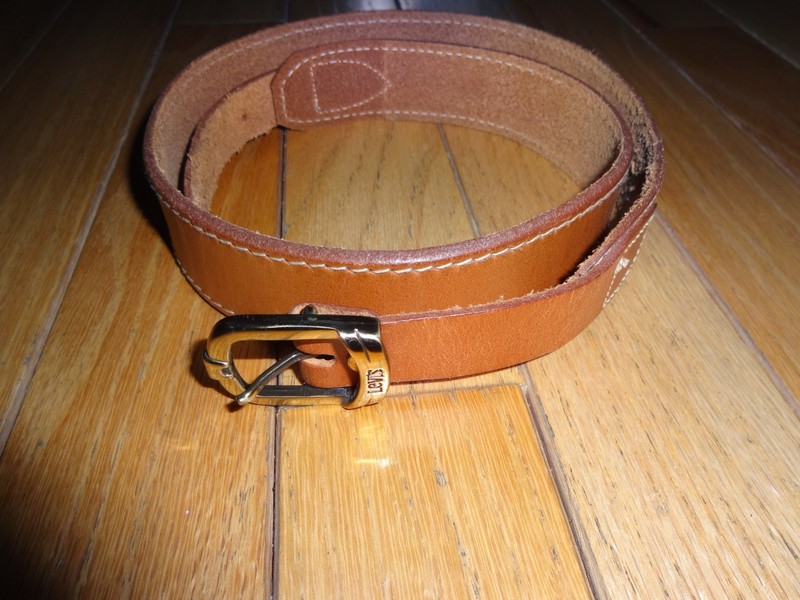 Vintage Levi's Women's Tan Leather Belt 3411-33 Large - Made in USA