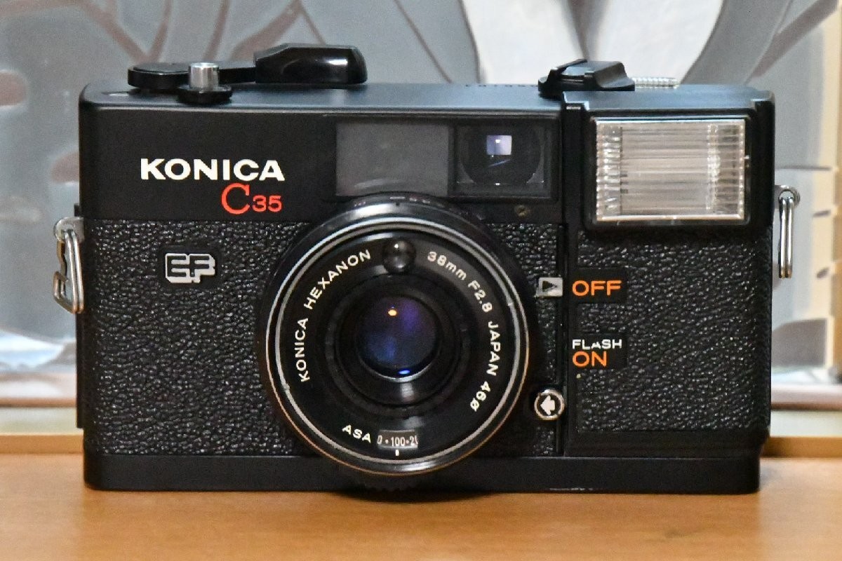 フィルムカメラコニカ C35 EF ヘキサノン 38mm F2.8 46φ Amazon | フィルムカメラ 人気 女子 フィルムカメラ Konica