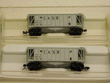Atlas N Scale Chicago Northwestern Air Slide Covered Hoppers 3855 - Lot Of 2