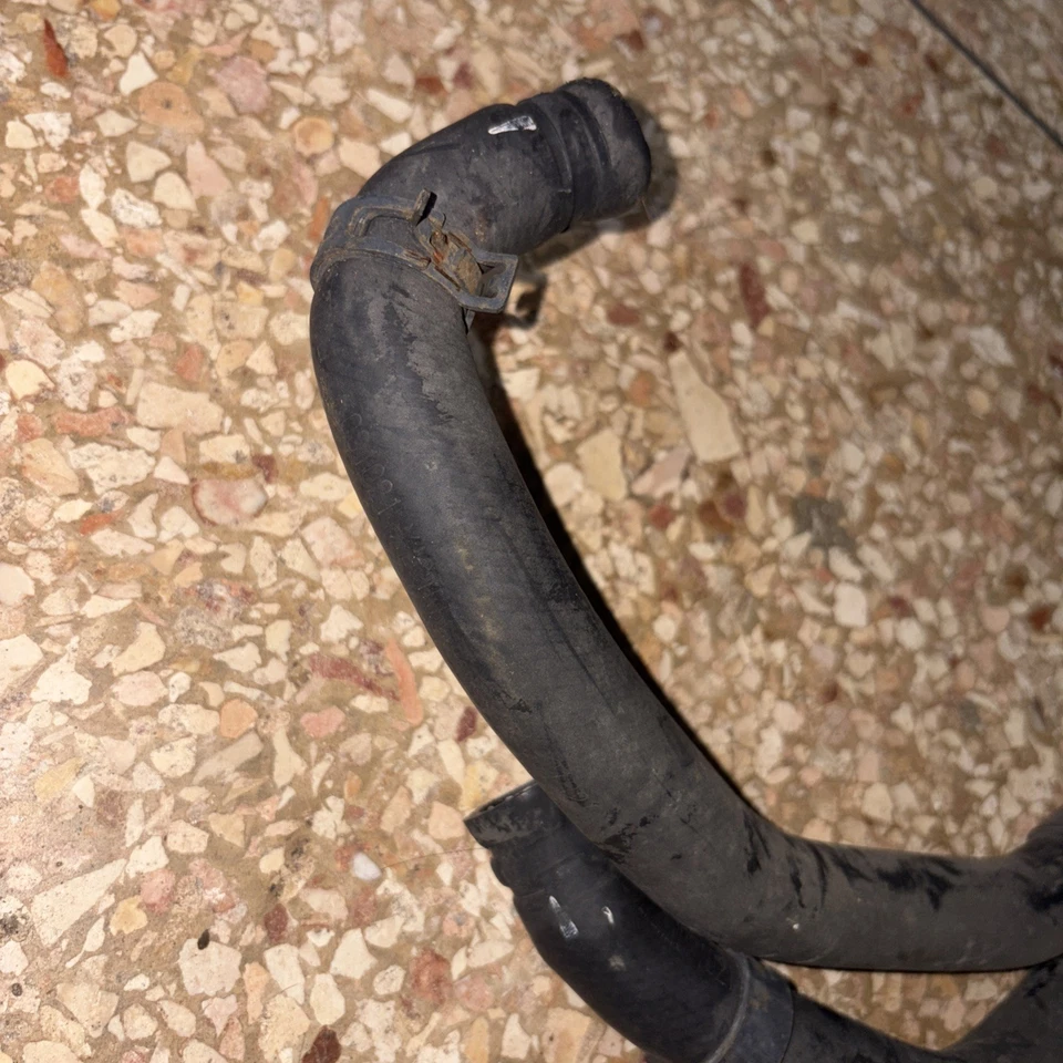 2009 Nissan Rogue 2.5L A/C aquecedor entrada saída mangueira tubo linha fabricante de equipamento original - Imagem 3 de 4