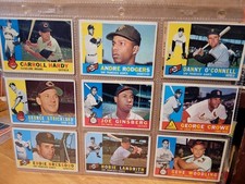 18-ASSORTED  VINTAGE 1960 TOPPS BASEBALL CARDS