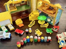 Vintage 1969 Little People Play Family Yellow House Complete #952 + Extras
