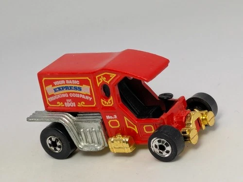 Vintage 1976 Hot Wheels T-Totaller Express Red Blackwall Hong Kong Diecast Truck