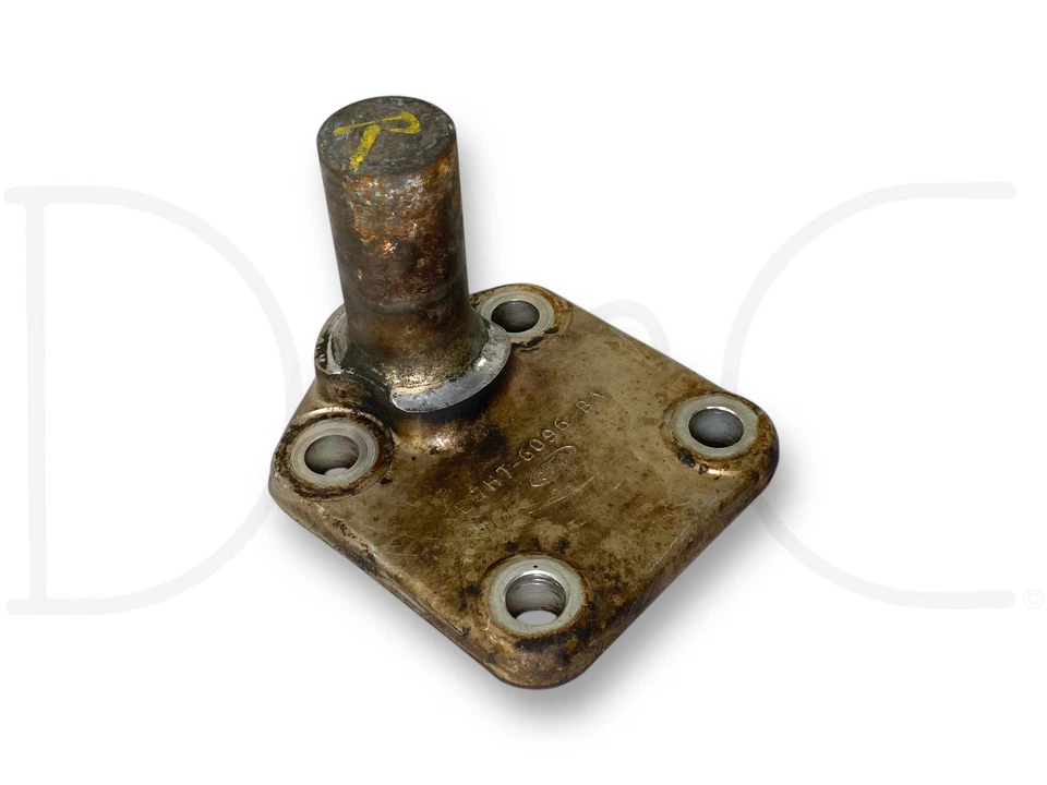 88-94 Ford F600 F700 Diesel RH Right Passenger Engine Mount Bracket - Image 2 of 4