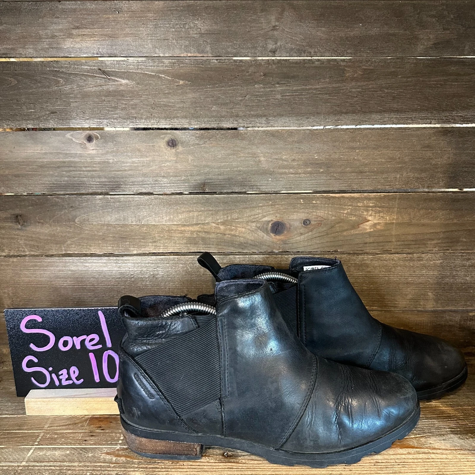 sorel emilie chelsea leather waterproof ankle guc boots