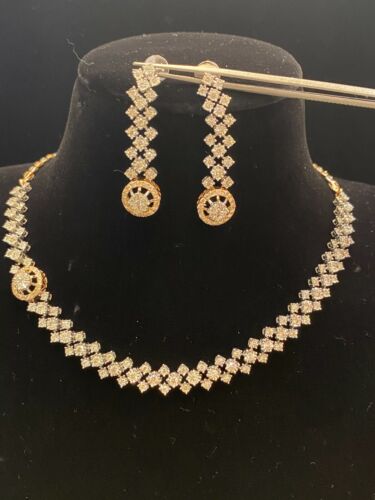Pave 3,85 Cts Runde Brilliant Cut Diamanten Halskette Ohrringe Set In 14K Gold - Picture 1 of 12