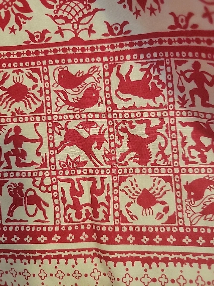 Saia Vintage Feita à Mão Estampa Astrologia do Zodíaco Creme Vermelho XXS - Imagem 4 de 4