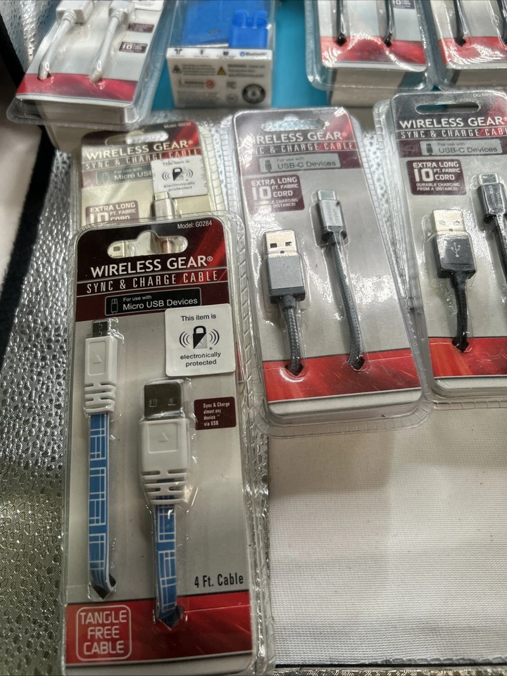 Equipo Inalámbrico 10 pies y 6 pies sincronización y cables de carga para USB-C Micro USB ¡Enorme Lote!! Foto 2 de 4