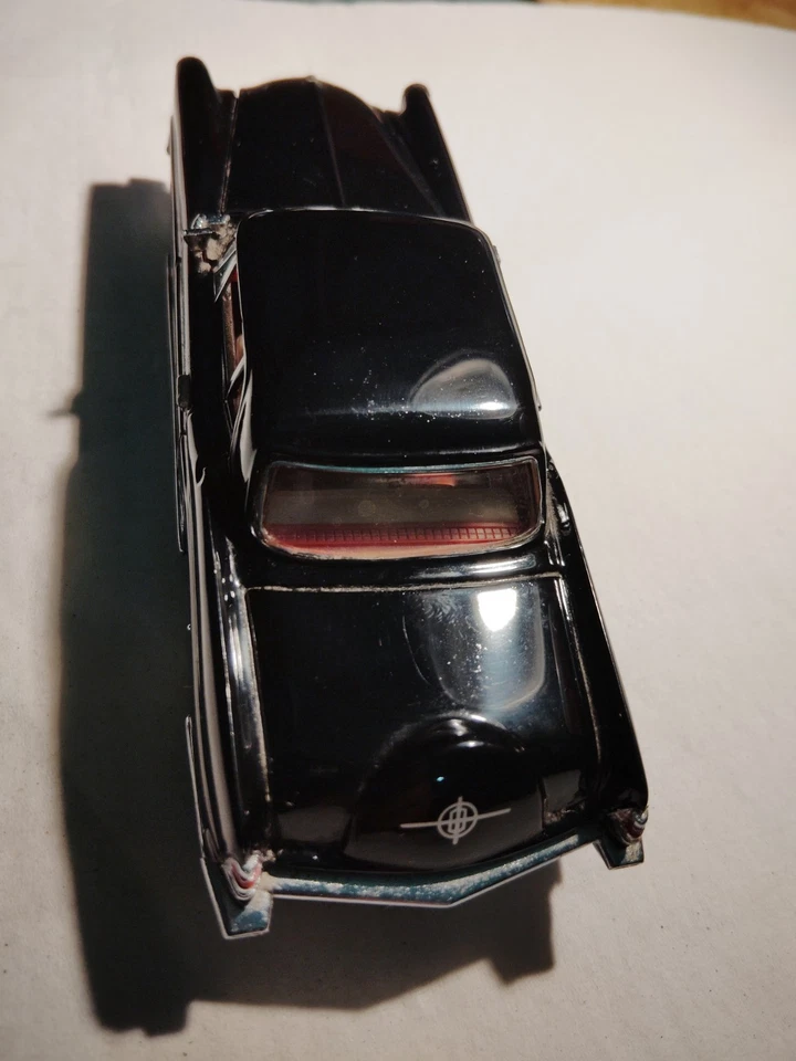 1956 LINCOLN CONTINENTAL MARK II FRANKLIN MINT 1:43 DIECAST BLACK CAR W/ RED INT - Image 3 of 4