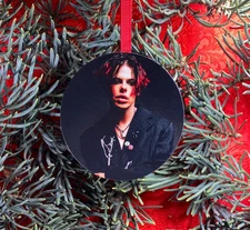 Yungblud CHRISTMAS TREE ORNAMENT Custom Laser Engraved Gift