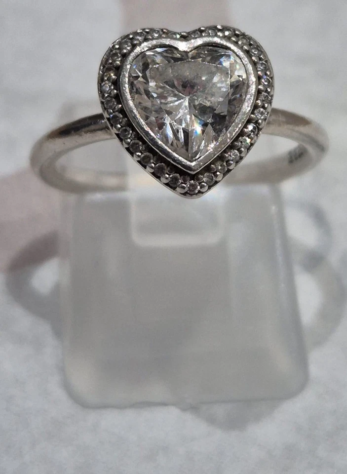 PANDORA 🌟 Sparkling Love Heart pavé ring 🌟 925ALE- Size 50 / K - Image 2 of 4