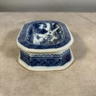 Antique Chinese Export Canton Blue And White Salt Dish — photo 3