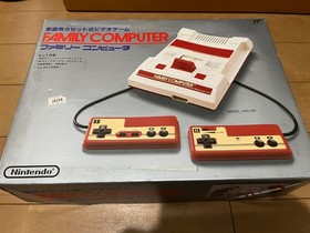 Nintendo Famicom Console with BOX and Manual, 10 Games 0301