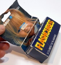 Vintage Sylvania Blue Dot Flashcubes Box w/3 cubes each 12 Flashes Total 