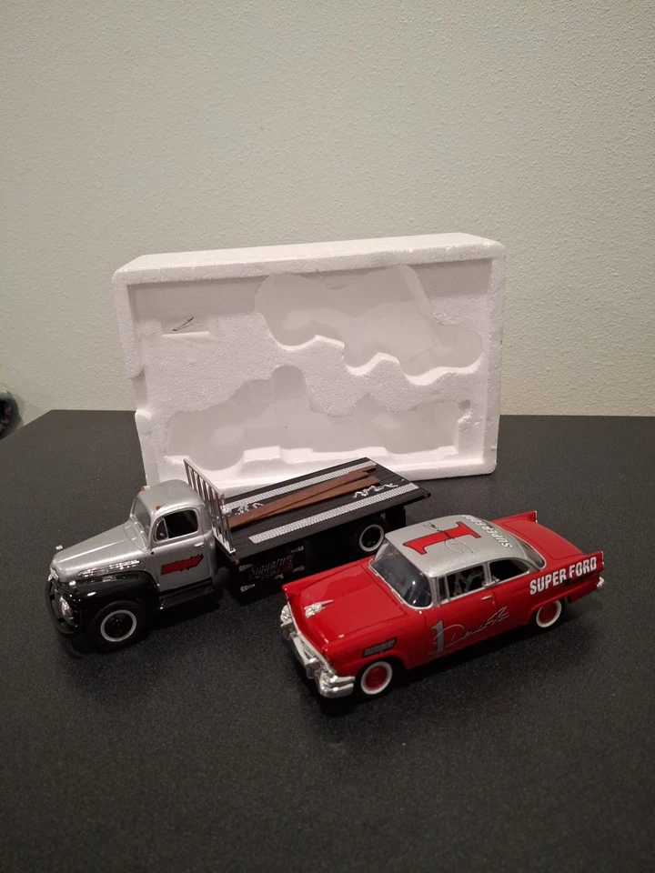 First Gear, Inc. Ford 56 1994 auto de stock y camión de plataforma plana 51 F-6 *nuevo en caja 42 Foto 2 de 4