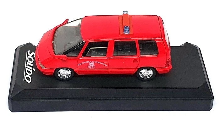 Solido 1/43 Scale 1534 - Renault Espace Pompiers Fire Vehicle - Red - Image 4 of 4