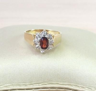 Massiver 14k Gold und Diamant und Granat Vintage Stil Halo breiter Verlobungsring