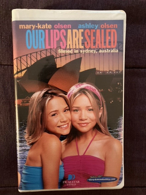 OUR LIPS ARE SEALED VHS 2000 WARNER CLAMSHELL Mary-Kate & Ashley