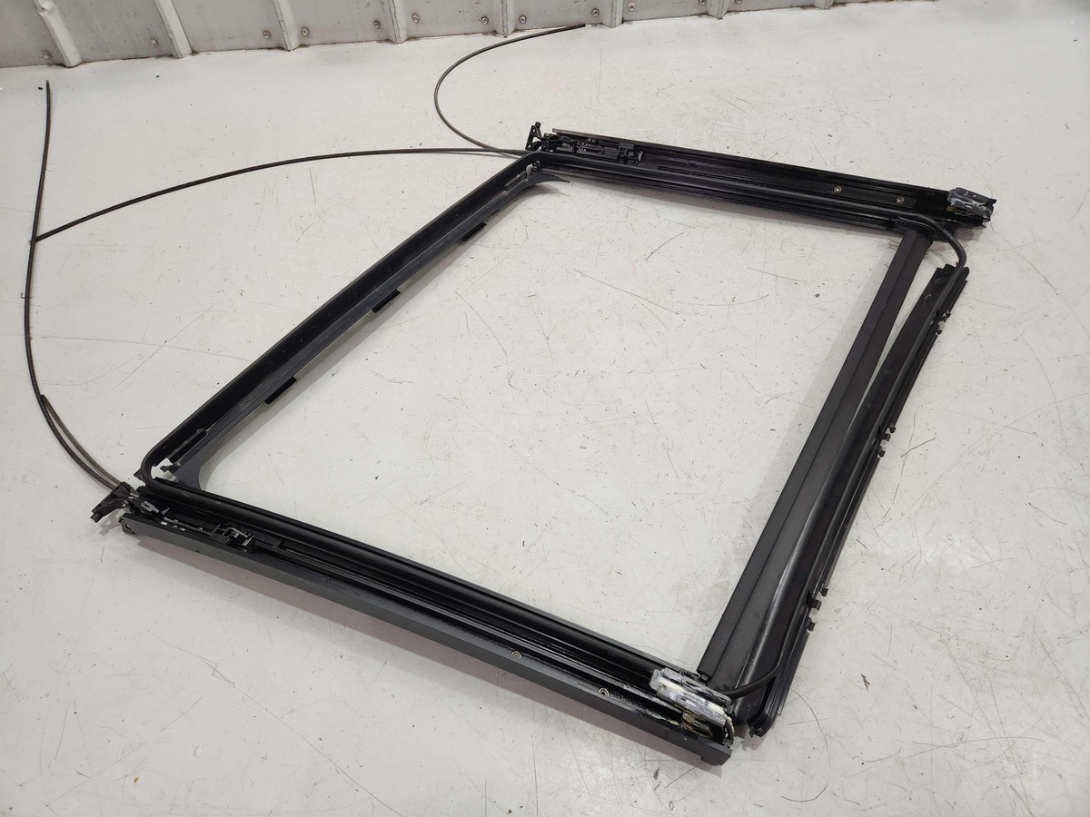 2018 MERCEDES SUN ROOF GLASS SUNROOF TRACK 638836712 *NOTE
