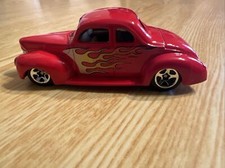 2002 Hot Wheels '40 Ford Coupe Red With Yellow Flames