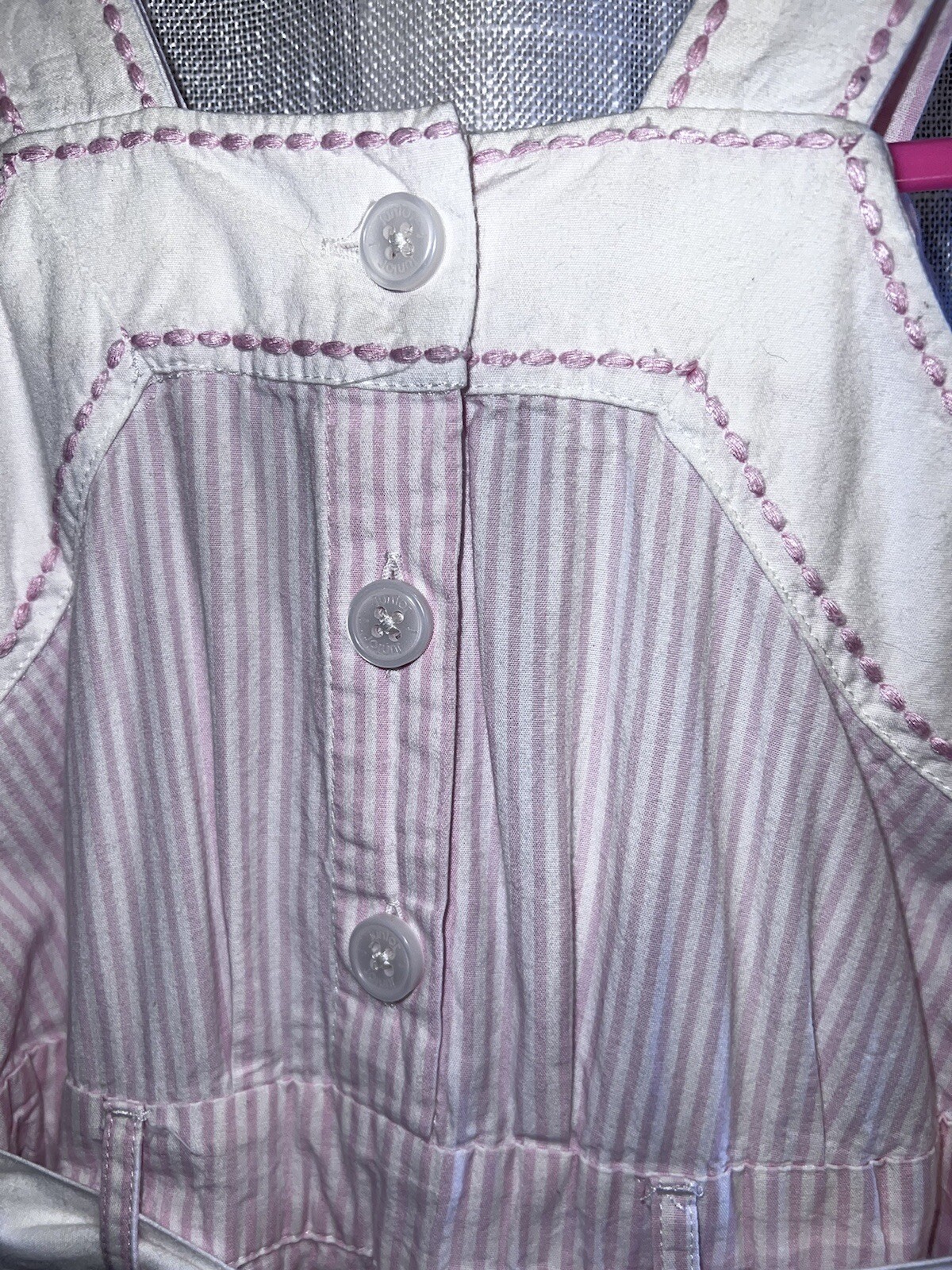 Picture 6 of 9