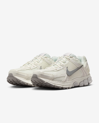 FB9149-103 Nike Vomero 5 Sail Vast Grey College Grey  display picture 3