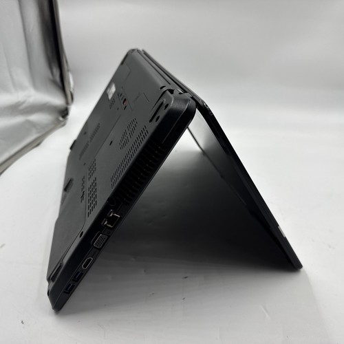 Acer TravelMate P273-MG-6448 Laptop i5-3230M 2.6 8GB 500GB HDD W10P Nvidia Card - Picture 7 of 16