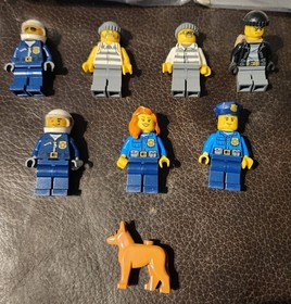 LEGO CITY: Police Station (60047) Complete Set w/Minifigs - No Manuals or Box