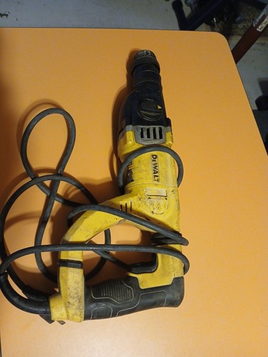 Dewalt SDS D Hammer Drill D25263 For Parts Or Repair No Side Handle See Pic Desc