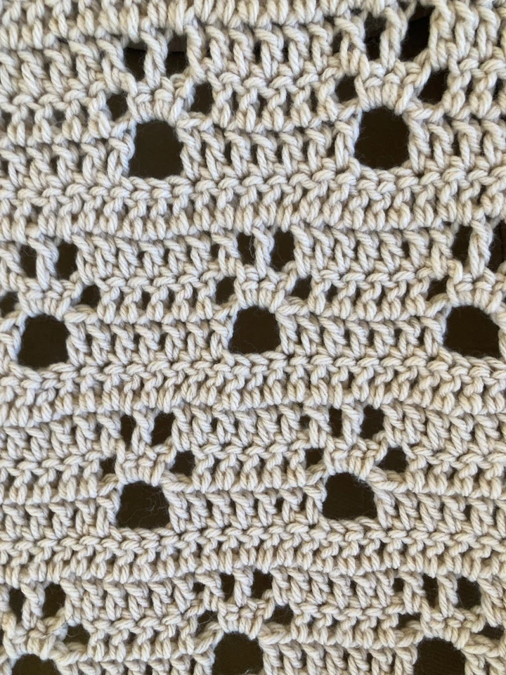 NUEVA Pata Afgana Hecha a Mano Crochet Off Buff (Bronceada) 🐾 Aprox 52”x42” Foto 2 de 4