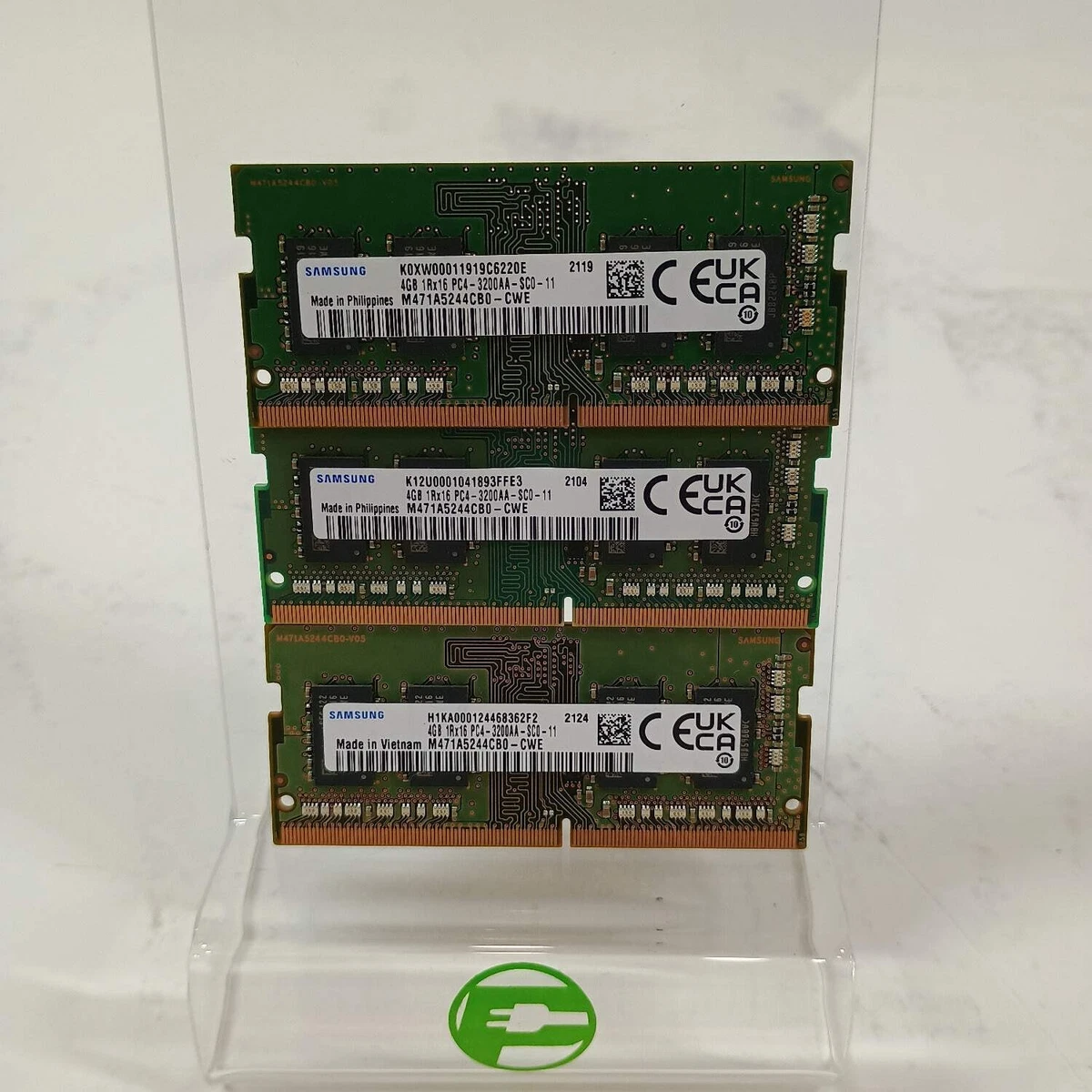 Samsung DDR4 SDRAM 4 GB Capacity per Module Memory (RAM) for sale