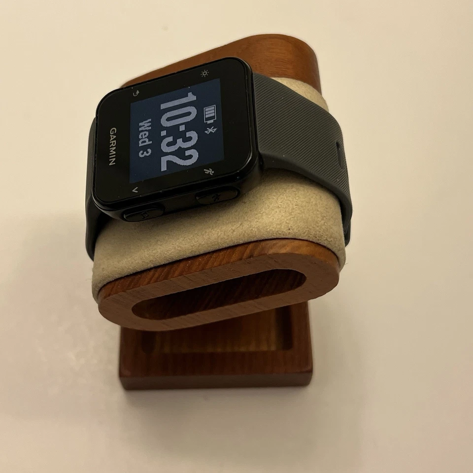 Garmin Forerunner 35, Smartwatch, Fitnesstracker, Ladegerät inklusive - Bild 2 von 4